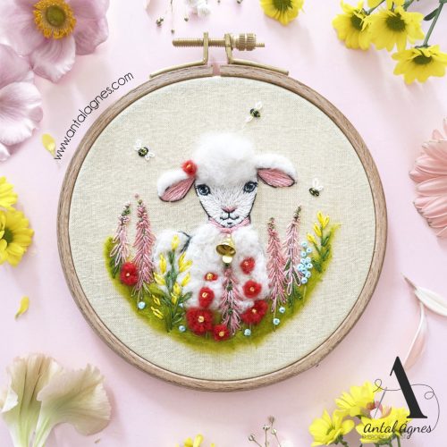 "JINGLING LAMB" EMBROIDERY KIT