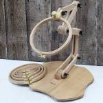 Nurge földre állítható hímzőállvány