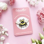 BEE MAGNETIK NEEDLE MINDER (Caterpillar Cross Stitch)